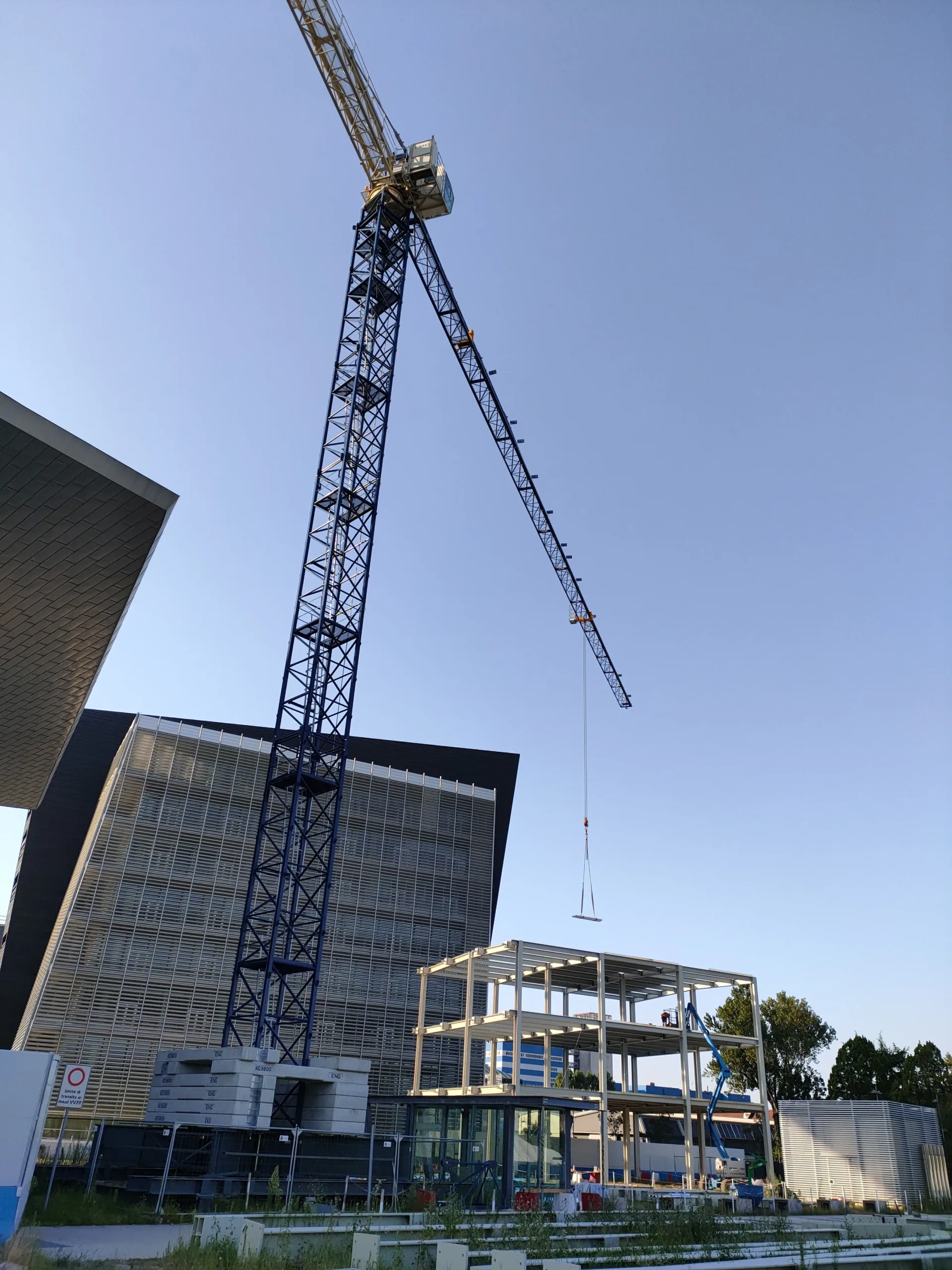 impermeabilizzazione tetti, isolamento tetti, riparazione tetti, rifacimento tetti, manutenzione tetti, infiltrazioni tetti, protezione tetti, sicurezza tetti, tetti piani, tetti a falda, coperture ventilate, guaina per tetti verdi, guaina impermeabilizzante ecologica, guaina elastomerica, guaina poliuretanica, guaina bituminosa, guaine cementizie, guaine bituminose, guaine armate, guaina a metro, guaina liquida, guaina a freddo, guaina a caldo, posa guaina, installazione guaine, isolamento guaina, impermeabilizzazione con guaina, impermeabilizzazione certificata, materiali impermeabili, prodotti impermeabili certificati, edilizia impermeabilizzante, soluzioni impermeabilizzanti, impermeabilizzazione avanzata, impermeabilizzazione duratura, isolamento termico tetti, isolamento acustico tetti, impermeabilizzazione tetti industriali, impermeabilizzazione tetti civili, riparazione guaine tetti, posa professionale guaine, isolamento tetti certificato, Isol Roof Impermeabilizzazioni, impermeabilizzazioni Jesolo, impermeabilizzazioni Venezia, edilizia Jesolo, edilizia Venezia, ristrutturazione coperture, ristrutturazione tetti, protezione edifici, servizi impermeabilizzanti, azienda impermeabilizzazioni, professionisti impermeabilizzazioni, impermeabilizzazione edilizia, impermeabilizzazione professionale, impermeabilizzazione garantita, impermeabilizzazione strutturale, edilizia specializzata, lavori con guaina, impermeabilizzazioni con membrane, impermeabilizzazioni cementizie, impermeabilizzazioni bituminose, impermeabilizzazione ecologica, impermeabilizzazione innovativa, soluzioni impermeabilizzanti avanzate, edilizia impermeabilizzante Venezia, edilizia impermeabilizzante Jesolo, manutenzione impermeabilizzazioni, Isol Roof Jesolo, impermeabilizzazione con resine, impermeabilizzazione coperture commerciali, protezione duratura coperture, protezione strutturale edifici, impermeabilizzazioni garantite Jesolo, impermeabilizzazioni garantite Venezia, posa coperture impermeabili, lavori di impermeabilizzazione certificati, esperti in impermeabilizzazioni, impermeabilizzazione professionale Jesolo, impermeabilizzazione professionale Venezia, edilizia impermeabilizzante a Jesolo, edilizia impermeabilizzante a Venezia impermeabilizzazione tetti, isolamento tetti, riparazione tetti, rifacimento tetti, manutenzione tetti, infiltrazioni tetti, protezione tetti, sicurezza tetti, tetti piani, tetti a falda, coperture ventilate, guaina per tetti verdi, guaina impermeabilizzante ecologica, guaina elastomerica, guaina poliuretanica, guaina bituminosa, guaine cementizie, guaine bituminose, guaine armate, guaina a metro, guaina liquida, guaina a freddo, guaina a caldo, posa guaina, installazione guaine, isolamento guaina, impermeabilizzazione con guaina, impermeabilizzazione certificata, materiali impermeabili, prodotti impermeabili certificati, edilizia impermeabilizzante, soluzioni impermeabilizzanti, impermeabilizzazione avanzata, impermeabilizzazione duratura, isolamento termico tetti, isolamento acustico tetti, impermeabilizzazione tetti industriali, impermeabilizzazione tetti civili, riparazione guaine tetti, posa professionale guaine, isolamento tetti certificato, Isol Roof Impermeabilizzazioni, impermeabilizzazioni Jesolo, impermeabilizzazioni Venezia, edilizia Jesolo, edilizia Venezia, ristrutturazione coperture, ristrutturazione tetti, protezione edifici, servizi impermeabilizzanti, azienda impermeabilizzazioni, professionisti impermeabilizzazioni, impermeabilizzazione edilizia, impermeabilizzazione professionale, impermeabilizzazione garantita, impermeabilizzazione strutturale, edilizia specializzata, lavori con guaina, impermeabilizzazioni con membrane, impermeabilizzazioni cementizie, impermeabilizzazioni bituminose, impermeabilizzazione ecologica, impermeabilizzazione innovativa, soluzioni impermeabilizzanti avanzate, edilizia impermeabilizzante Venezia, edilizia impermeabilizzante Jesolo, manutenzione impermeabilizzazioni, Isol Roof Jesolo, impermeabilizzazione con resine, impermeabilizzazione coperture commerciali, protezione duratura coperture, protezione strutturale edifici, impermeabilizzazioni garantite Jesolo, impermeabilizzazioni garantite Venezia, posa coperture impermeabili, lavori di impermeabilizzazione certificati, esperti in impermeabilizzazioni, impermeabilizzazione professionale Jesolo, impermeabilizzazione professionale Venezia, edilizia impermeabilizzante a Jesolo, edilizia impermeabilizzante a Venezia